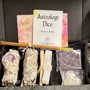 NWT Celestial Harmony Crystal & Smudge Gift Set with Astrology Dice